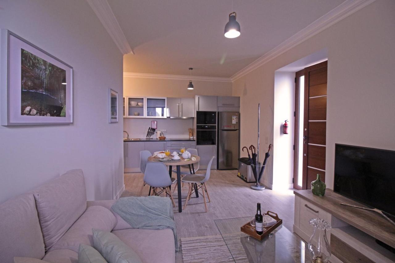 Solar Arco De Sao Jorge Apartment ซานตานา ภายนอก รูปภาพ